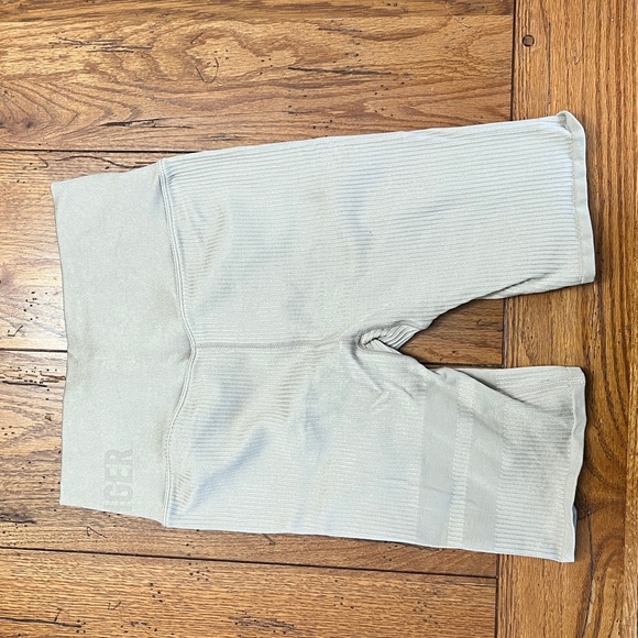 EMBRACE SIMPLY TAUPE BIKER SHORTS - Picture 4 of 6